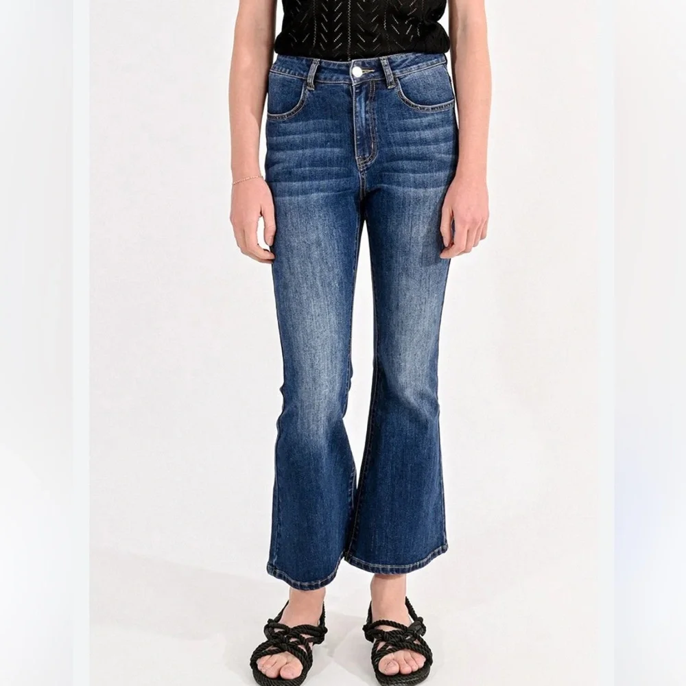 Molly Bracken Blue Flare Jeans women’s size 27 flare 7/8 length‎ medium wash